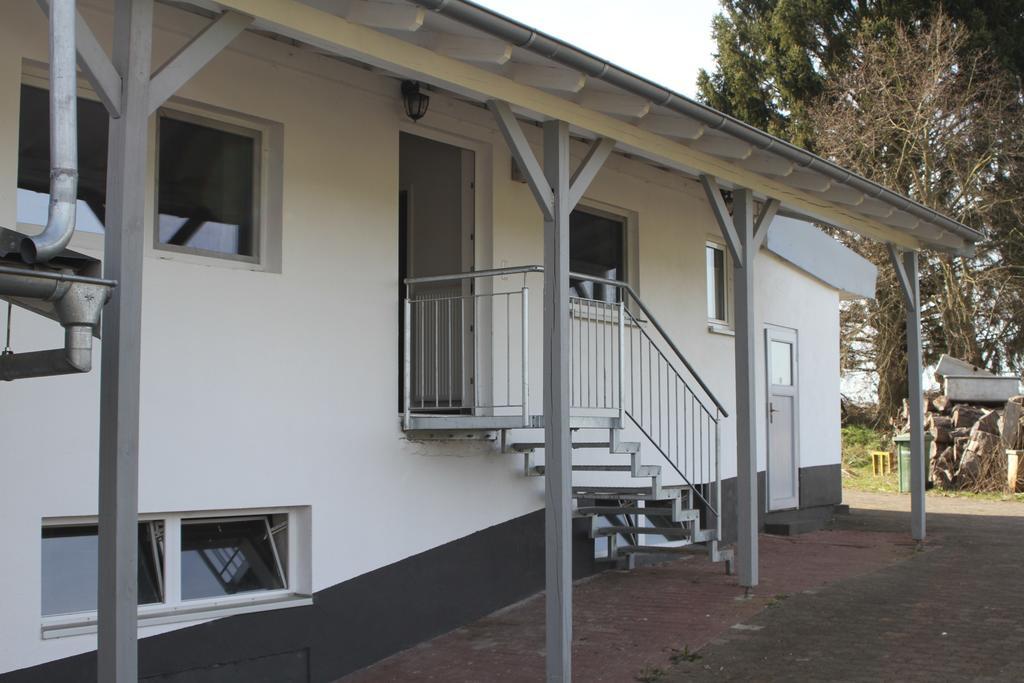 Ruhige Ferienwohnungen mit Teichblick Wetterfeld Exterior foto
